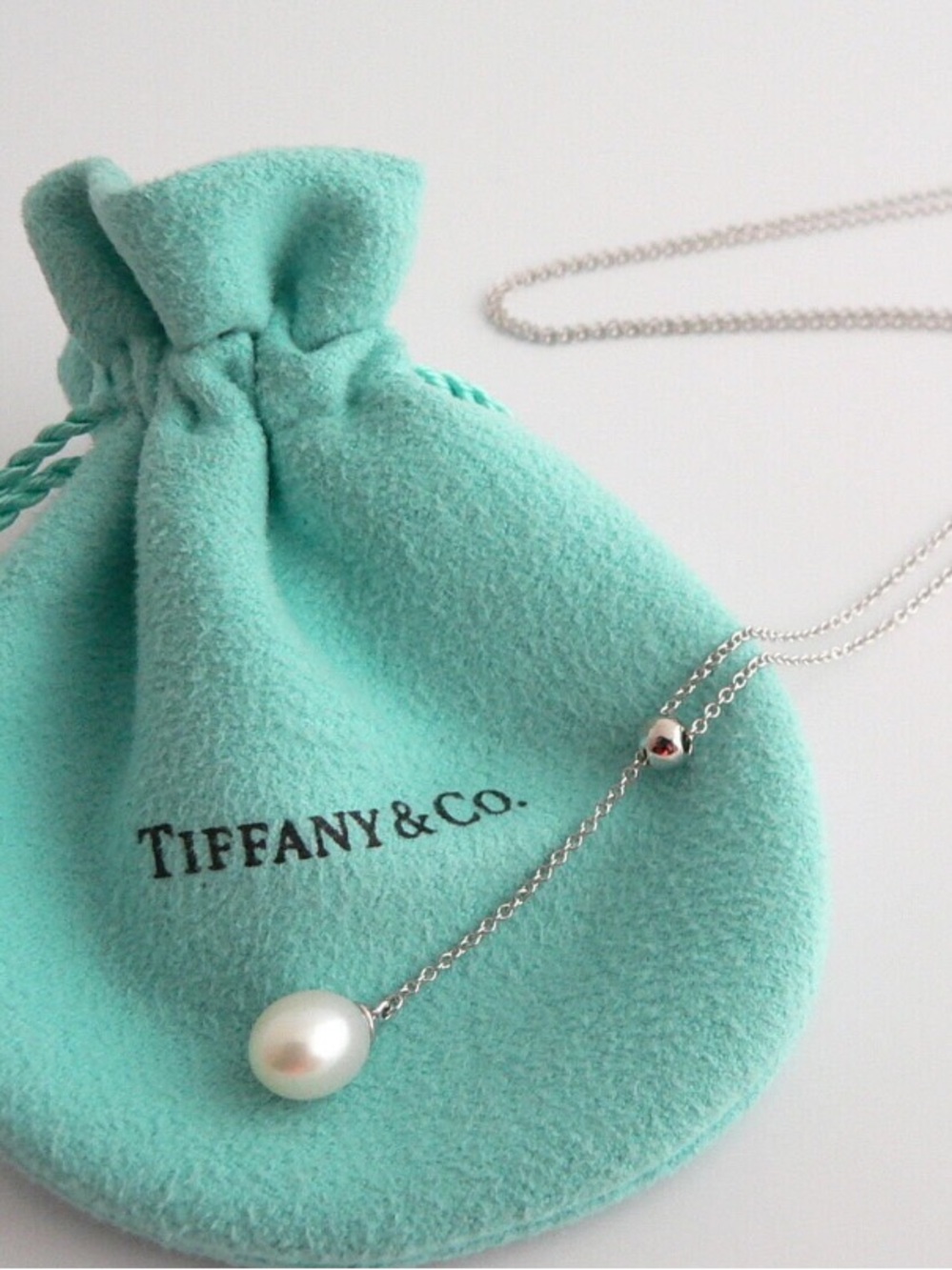 Tiffany & Co. Sterling Silver Single Pearl Pendant with Blue Pouch